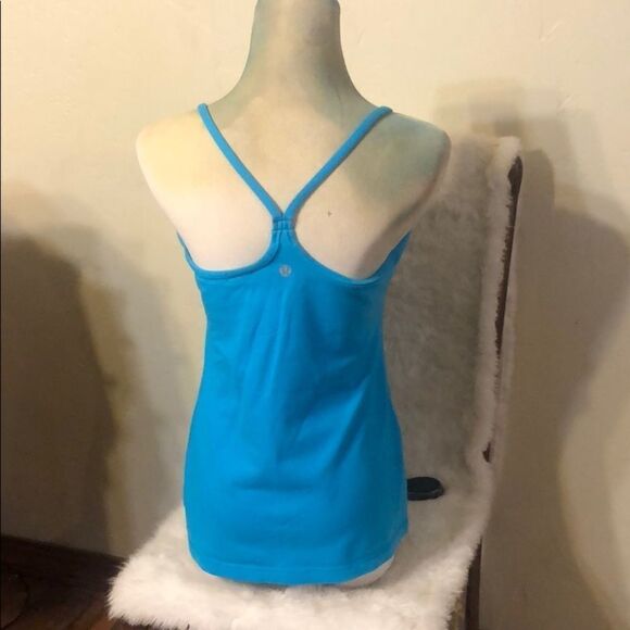 Lululemon tank top 6 (1927) - Picture 2 of 4